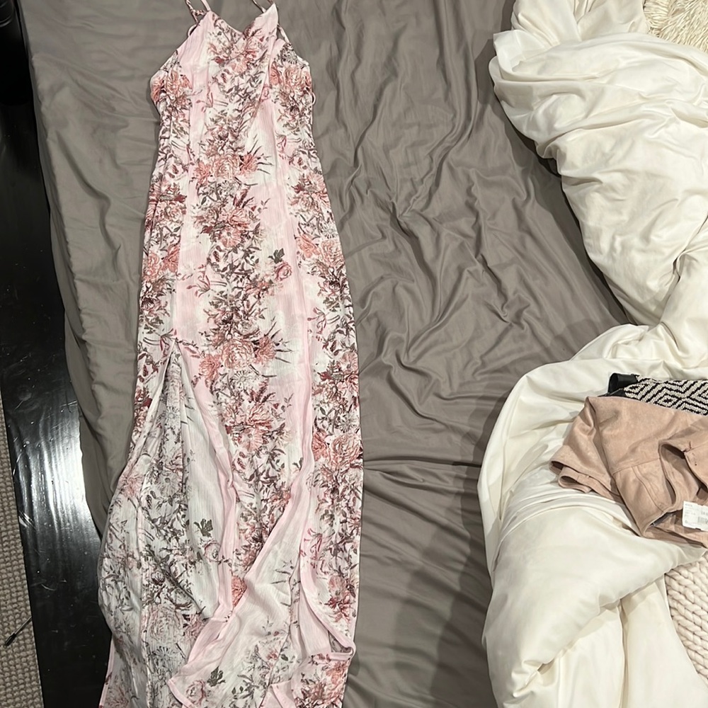 Sadie & Sage pink maxi dress small
